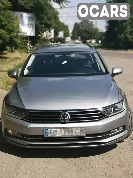 Універсал Volkswagen Passat 2015 1.6 л. Автомат обл. Закарпатська, Ужгород - Фото 1/21