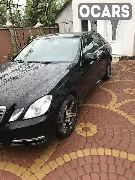 Седан Mercedes-Benz E-Class 2012 2 л. Автомат обл. Закарпатская, Тячев - Фото 1/16