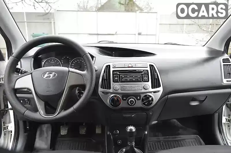 Хэтчбек Hyundai i20 2014 1.2 л. Ручная / Механика обл. Киевская, Киев - Фото 1/17