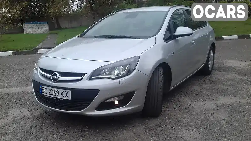 Универсал Opel Astra 2013 2 л. Автомат обл. Львовская, Николаев - Фото 1/21