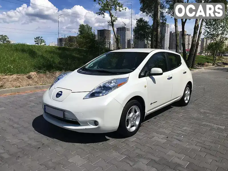 Седан Nissan Leaf 2013 null_content л. Автомат обл. Київська, Київ - Фото 1/21