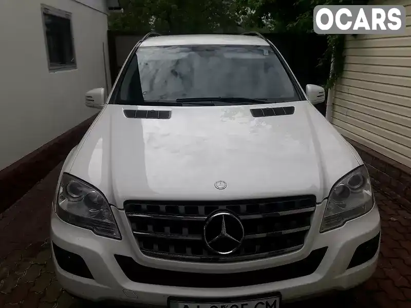 Позашляховик / Кросовер Mercedes-Benz M-Class 2010 3 л. Автомат обл. Київська, Київ - Фото 1/21