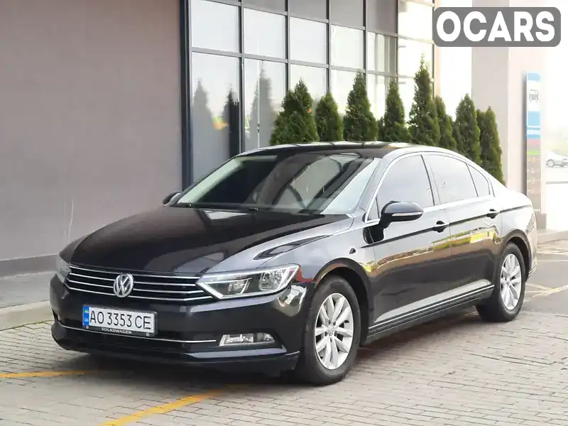 Седан Volkswagen Passat 2016 2 л. Робот обл. Закарпатская, Тячев - Фото 1/17