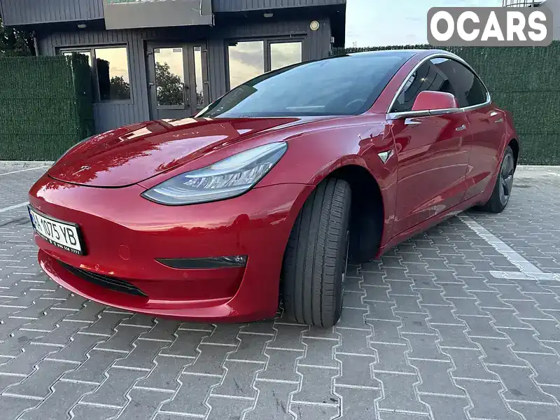 Седан Tesla Model 3 2019 null_content л. Автомат обл. Київська, Київ - Фото 1/18