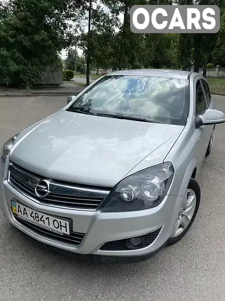 Хэтчбек Opel Astra 2013 1.6 л. Робот обл. Киевская, Киев - Фото 1/21