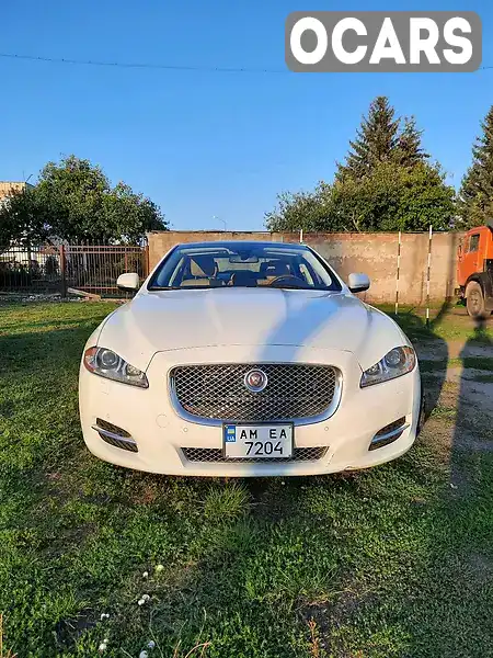 Седан Jaguar XJ 2013 3 л. Автомат обл. Житомирская, Романов - Фото 1/21