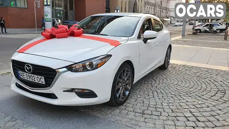 Седан Mazda 3 2018 2.5 л. Автомат обл. Днепропетровская, Днепр (Днепропетровск) - Фото 1/9