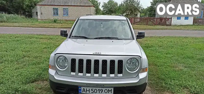 Позашляховик / Кросовер Jeep Patriot 2011 2.4 л. Ручна / Механіка обл. Донецька, Олександрівка - Фото 1/12