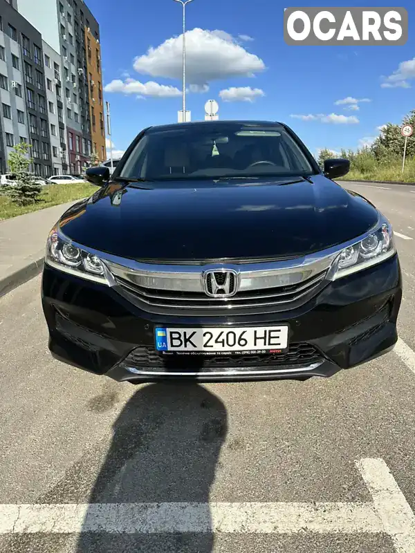 Седан Honda Accord 2017 2.4 л. Автомат обл. Ровенская, Ровно - Фото 1/17