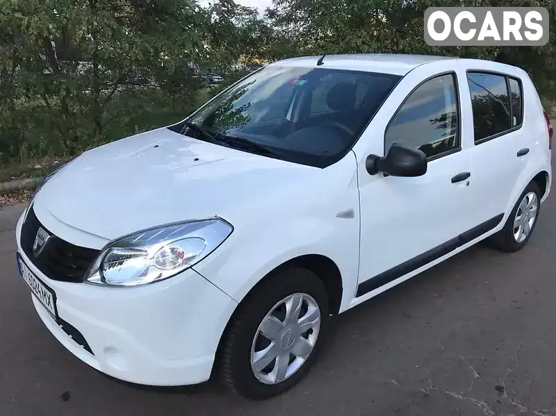 Хетчбек Dacia Sandero 2010 1.2 л. обл. Київська, Київ - Фото 1/21