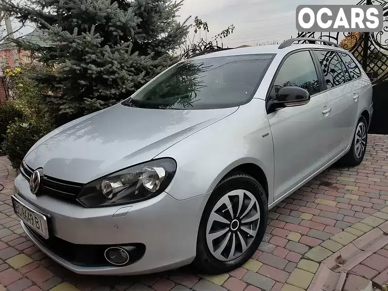 Універсал Volkswagen Golf 2012 1.6 л. Автомат обл. Тернопільська, Тернопіль - Фото 1/14