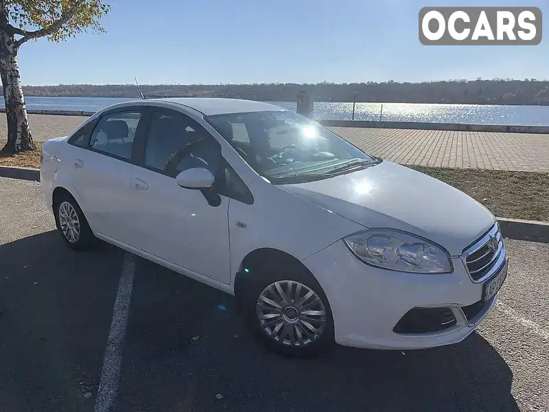 Седан Fiat Linea 2013 1.4 л. Ручна / Механіка обл. Київська, Київ - Фото 1/21