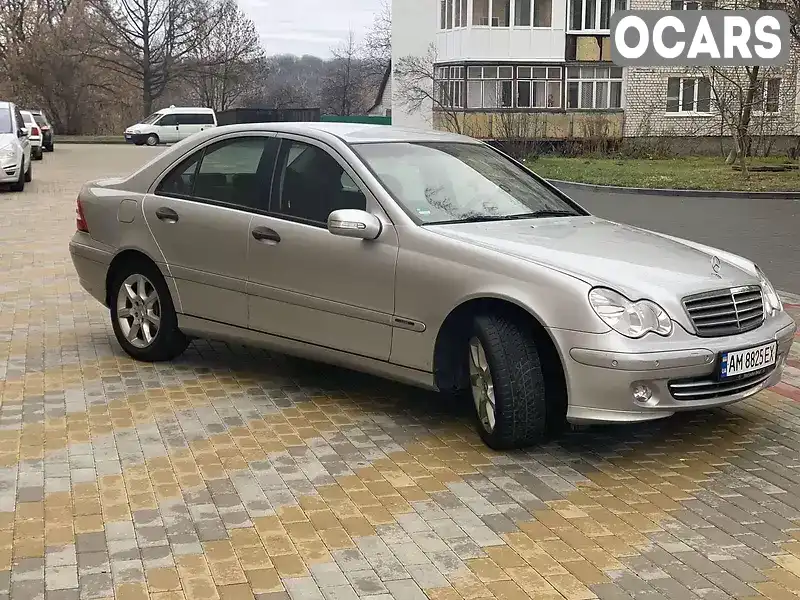 Седан Mercedes-Benz C-Class 2004 1.8 л. Автомат обл. Житомирська, Звягель - Фото 1/15