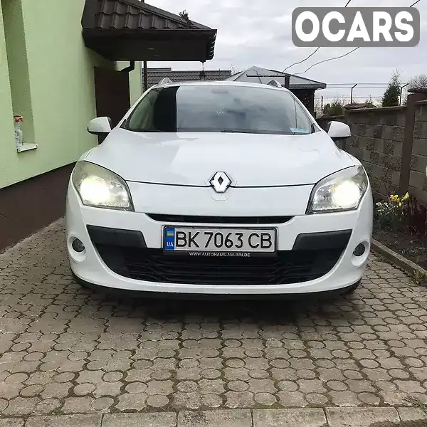 Универсал Renault Megane 2010 1.5 л. Ручная / Механика обл. Киевская, Киев - Фото 1/21