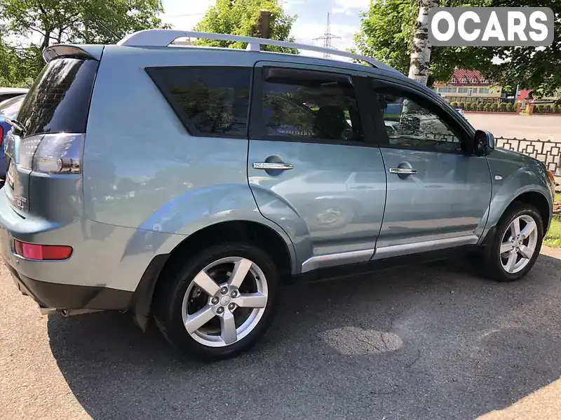 Позашляховик / Кросовер Mitsubishi Outlander XL 2008 3 л. Автомат обл. Київська, Біла Церква - Фото 1/21