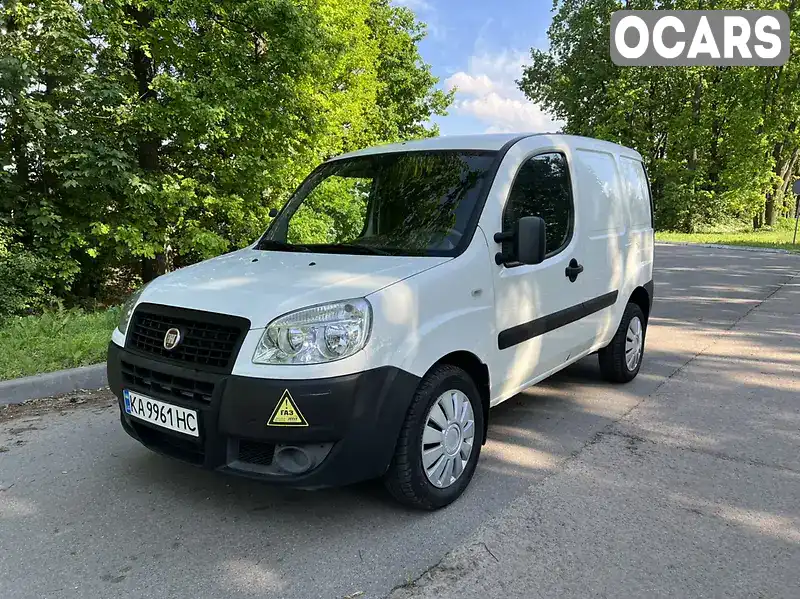 Минивэн Fiat Doblo 2015 1.4 л. Ручная / Механика обл. Киевская, Бровары - Фото 1/19