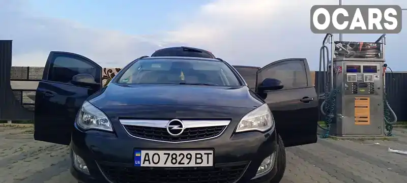 Універсал Opel Astra 2012 1.7 л. Ручна / Механіка обл. Закарпатська, Ужгород - Фото 1/21