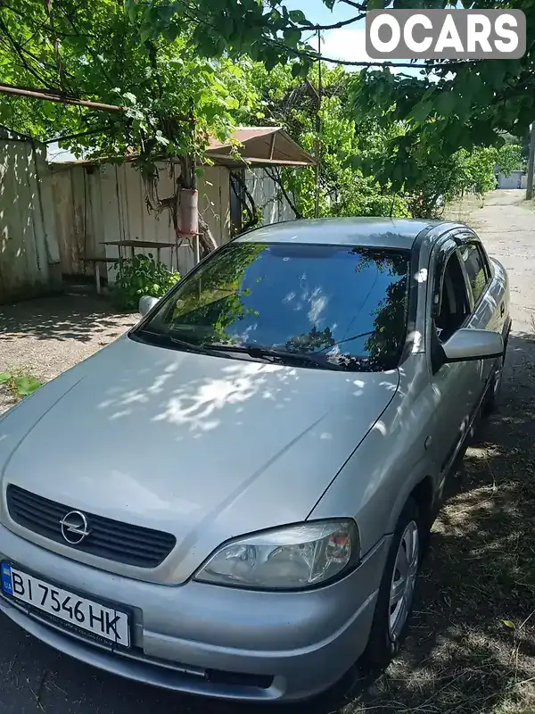 Седан Opel Astra 2002 1.8 л. Ручна / Механіка обл. Полтавська, Кременчук - Фото 1/5
