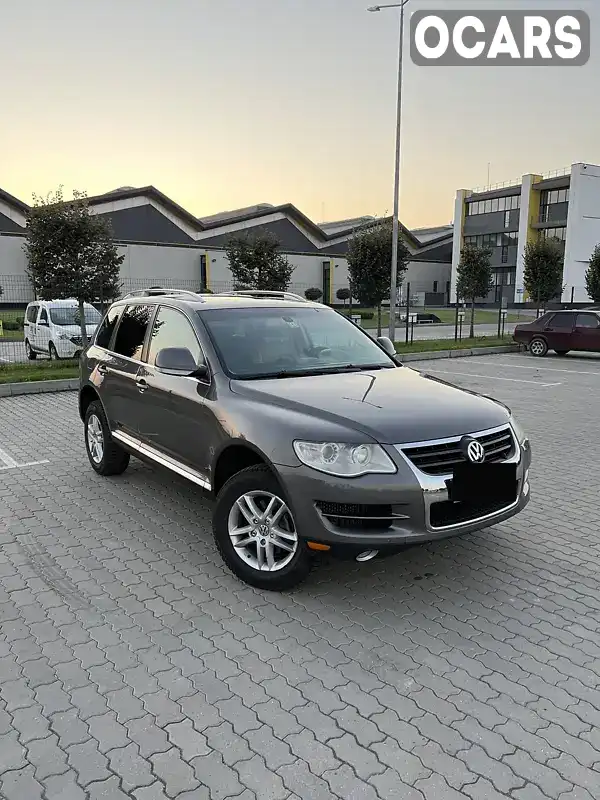 Внедорожник / Кроссовер Volkswagen Touareg 2009 3 л. Автомат обл. Львовская, Броды - Фото 1/21