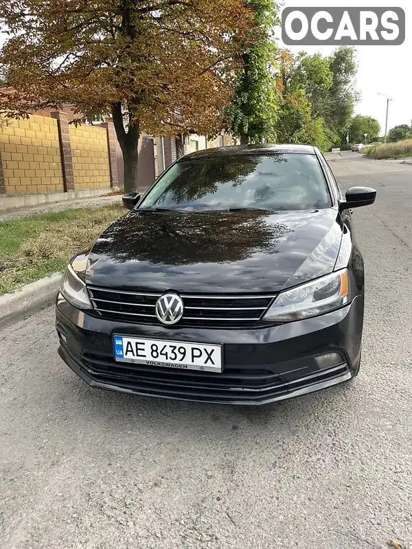 Седан Volkswagen Jetta 2015 1.8 л. Автомат обл. Дніпропетровська, Дніпро (Дніпропетровськ) - Фото 1/21