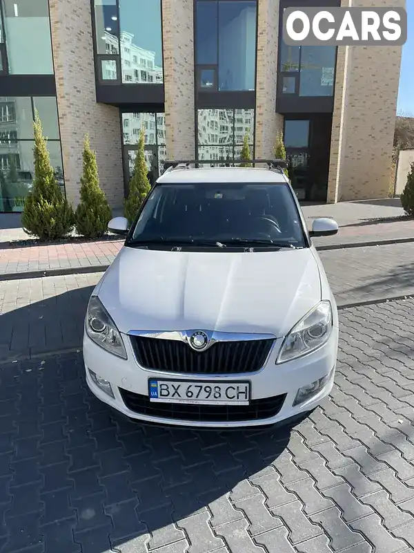 Универсал Skoda Fabia 2010 1.6 л. Ручная / Механика обл. Хмельницкая, Хмельницкий - Фото 1/21