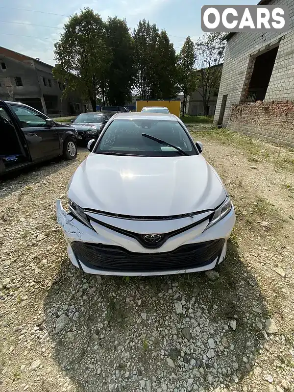 Седан Toyota Camry 2020 2.5 л. Автомат обл. Львівська, Львів - Фото 1/21