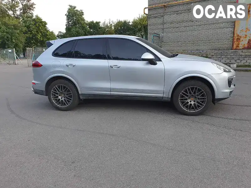 Позашляховик / Кросовер Porsche Cayenne 2016 3.6 л. Автомат обл. Дніпропетровська, Дніпро (Дніпропетровськ) - Фото 1/9