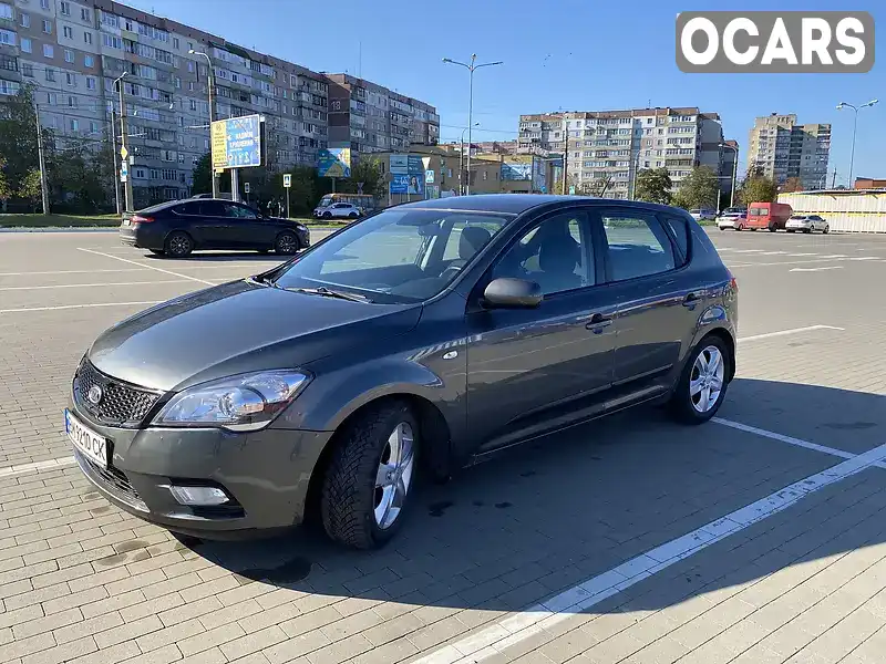 Хетчбек Kia Ceed 2012 1.6 л. Ручна / Механіка обл. Сумська, Суми - Фото 1/21