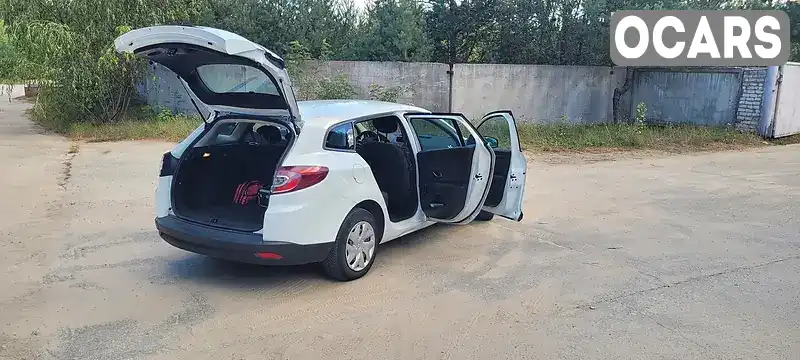 Универсал Renault Megane 2012 1.5 л. Ручная / Механика обл. Ровенская, Владимирец - Фото 1/21