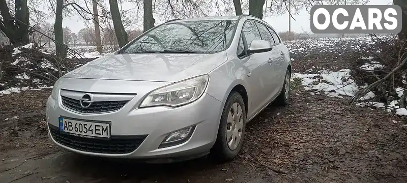 Універсал Opel Astra 2011 1.7 л. Ручна / Механіка обл. Вінницька, Вінниця - Фото 1/11
