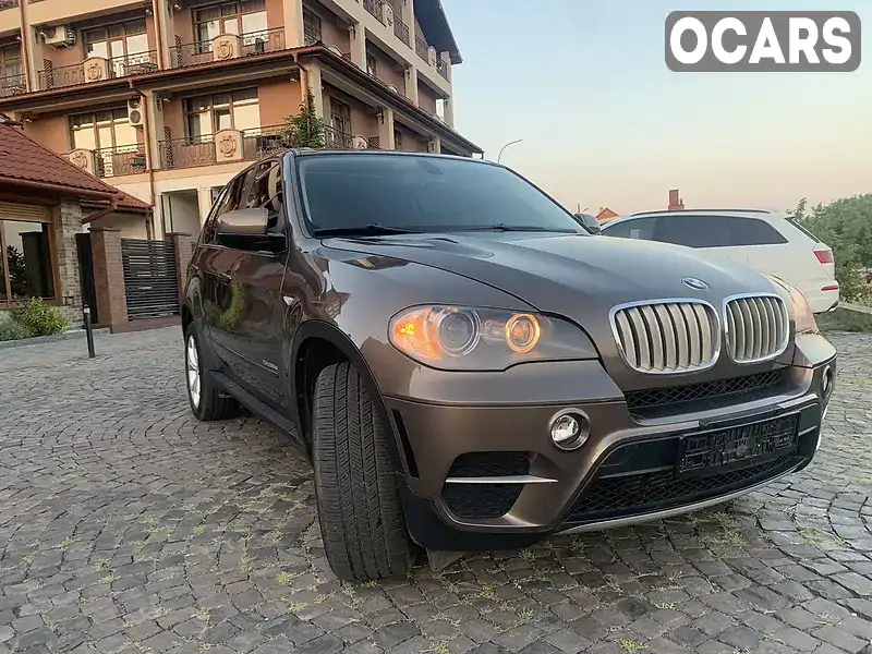 Внедорожник / Кроссовер BMW X5 2010 3 л. Автомат обл. Закарпатская, Мукачево - Фото 1/18