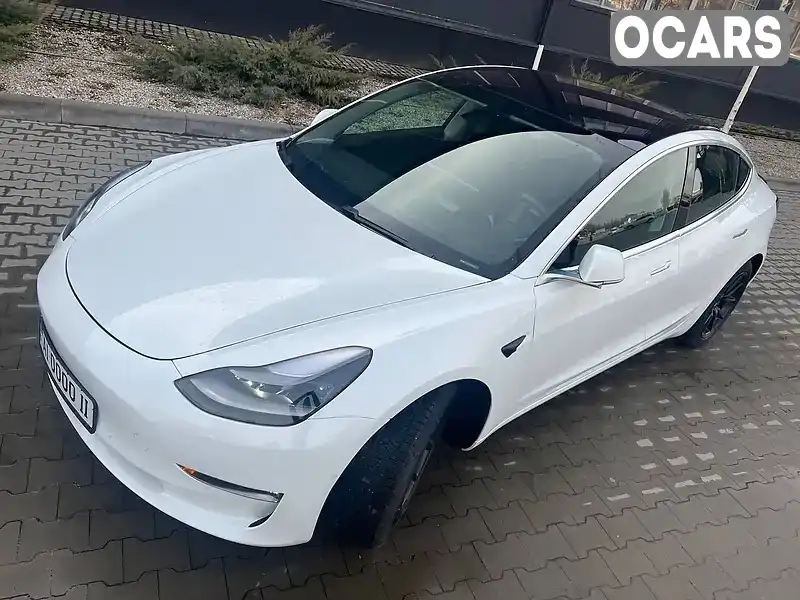 Седан Tesla Model 3 2018 null_content л. Автомат обл. Киевская, Белая Церковь - Фото 1/21