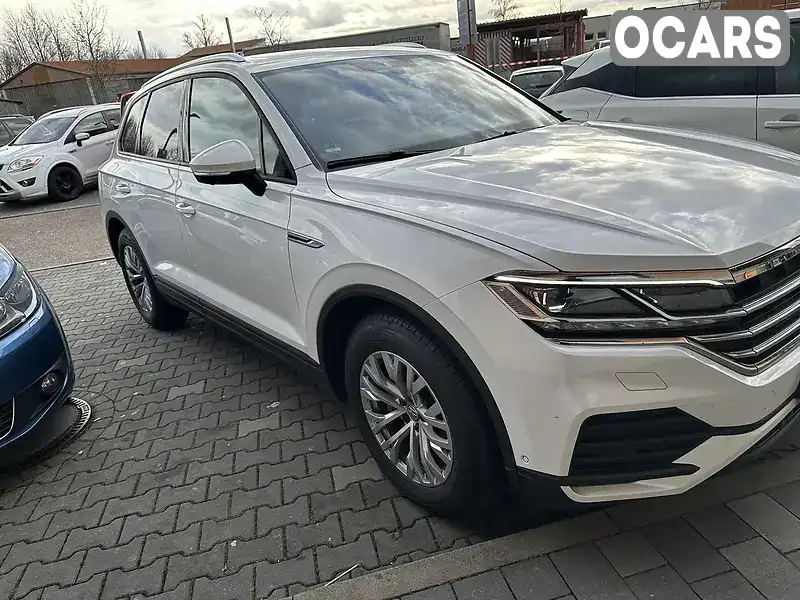 Позашляховик / Кросовер Volkswagen Touareg 2019 3 л. Автомат обл. Закарпатська, Тячів - Фото 1/21