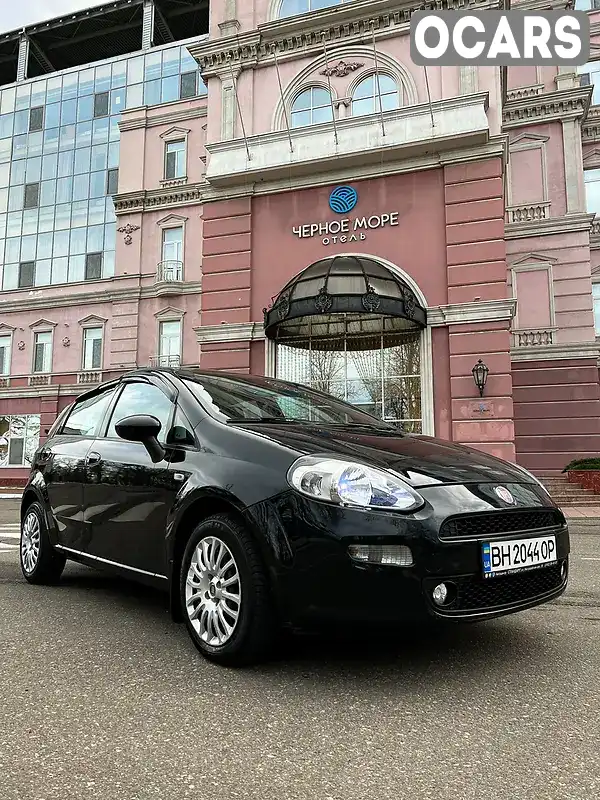 Хетчбек Fiat Grande Punto 2012 1.4 л. Робот обл. Одеська, Одеса - Фото 1/11