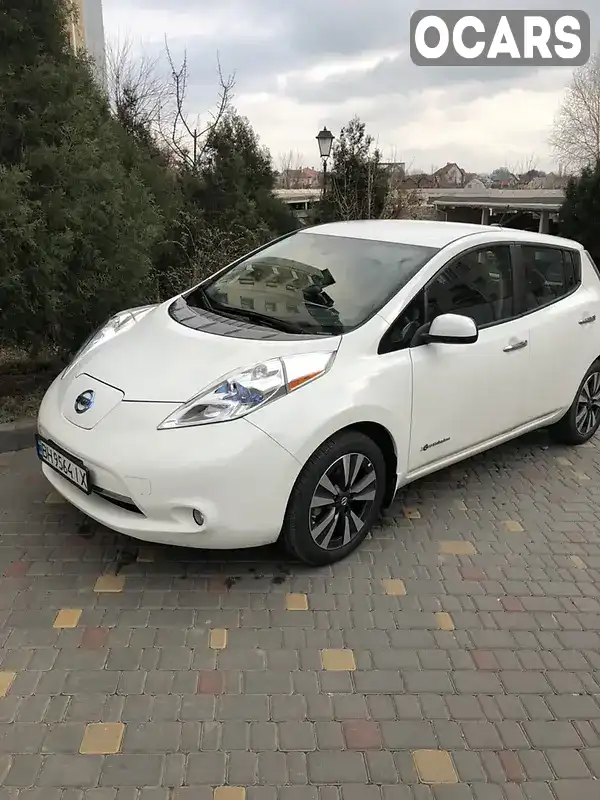 Хэтчбек Nissan Leaf 2015 null_content л. обл. Одесская, Одесса - Фото 1/12