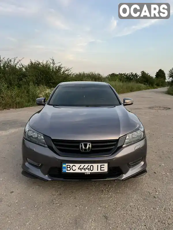 Седан Honda Accord 2013 3.5 л. Автомат обл. Львовская, Львов - Фото 1/19