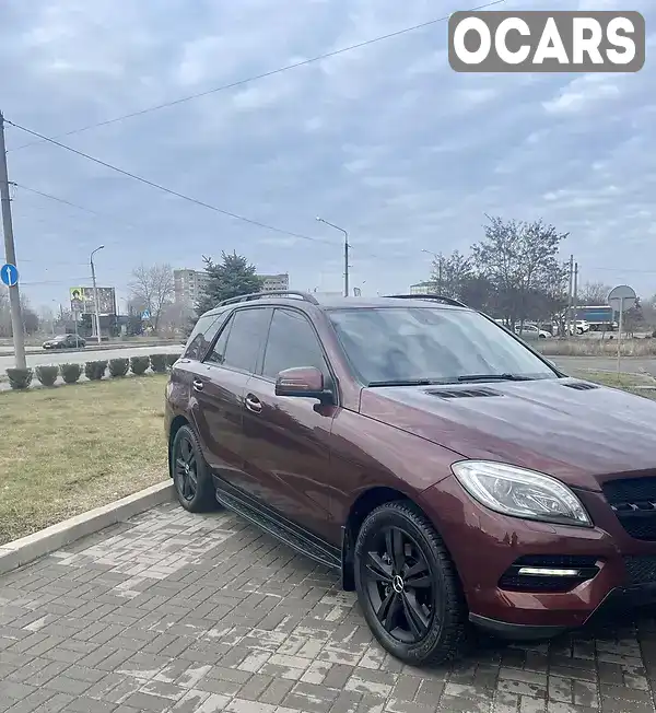 Позашляховик / Кросовер Mercedes-Benz M-Class 2013 3.5 л. Автомат обл. Запорізька, Запоріжжя - Фото 1/9