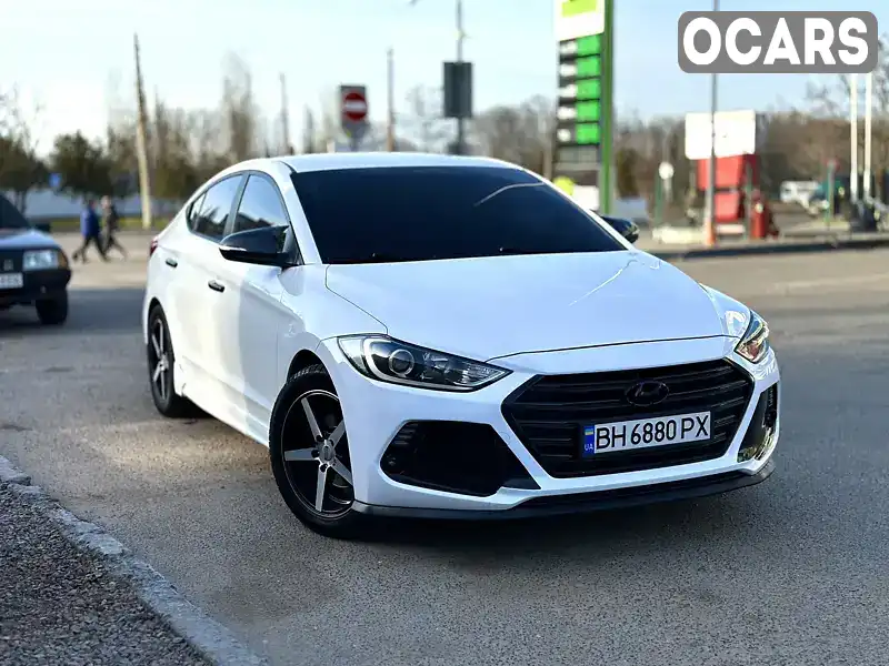 Седан Hyundai Elantra 2018 1.6 л. Ручна / Механіка обл. Миколаївська, Миколаїв - Фото 1/13