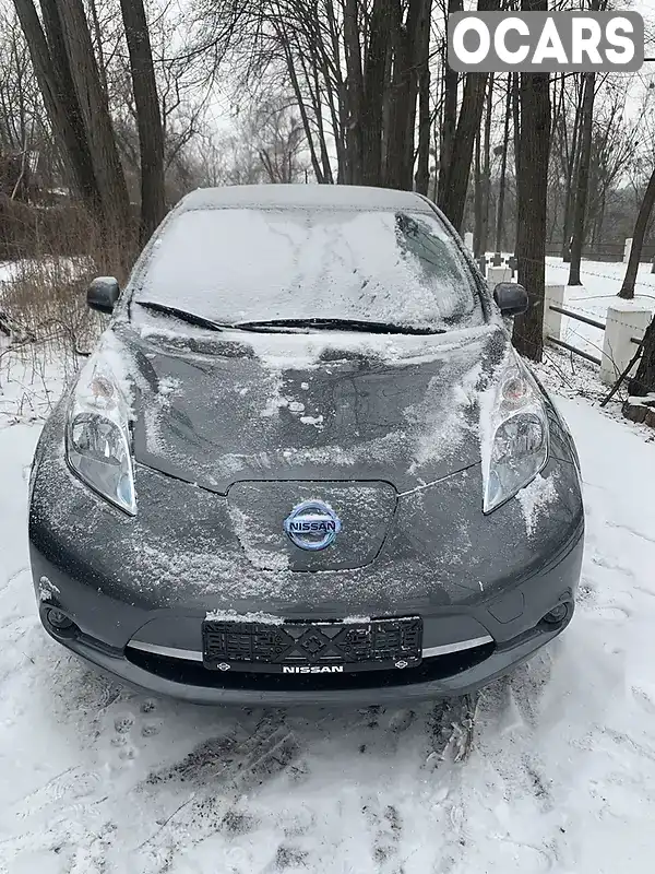 Хэтчбек Nissan Leaf 2017 null_content л. Вариатор обл. Киевская, Киев - Фото 1/13