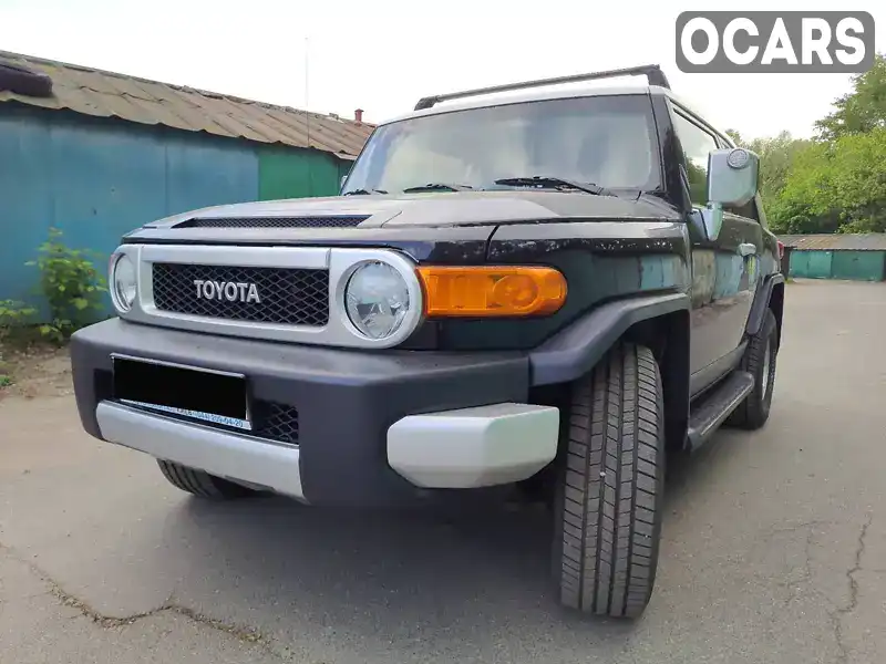 Внедорожник / Кроссовер Toyota FJ Cruiser 2008 4 л. Автомат обл. Киевская, Киев - Фото 1/15