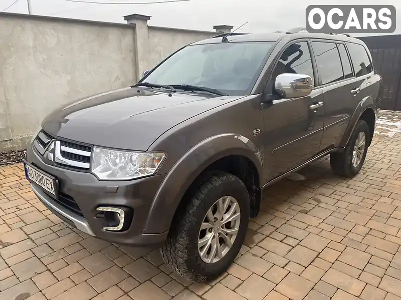 Позашляховик / Кросовер Mitsubishi Pajero Sport 2013 2.5 л. Ручна / Механіка обл. Закарпатська, Хуст - Фото 1/9