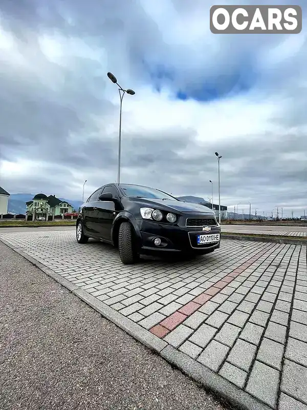 Седан Chevrolet Aveo 2012 1.6 л. Ручная / Механика обл. Закарпатская, Хуст - Фото 1/21