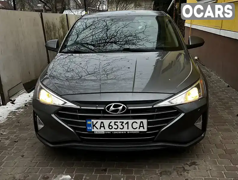 Седан Hyundai Elantra 2019 2 л. Автомат обл. Київська, Київ - Фото 1/21