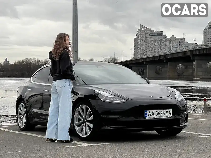 Седан Tesla Model 3 2020 null_content л. Автомат обл. Киевская, Киев - Фото 1/20