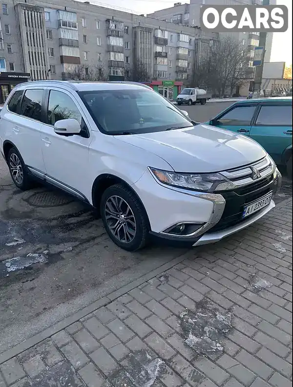 Позашляховик / Кросовер Mitsubishi Outlander 2016 3 л. Автомат обл. Сумська, Охтирка - Фото 1/10