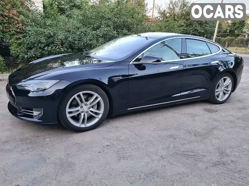 Лифтбек Tesla Model S 2013 null_content л. Автомат обл. Киевская, Киев - Фото 1/18