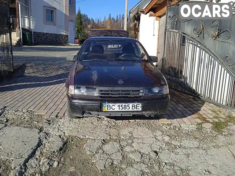 Седан Opel Vectra 1992 1.6 л. Ручна / Механіка обл. Львівська, Славське - Фото 1/7