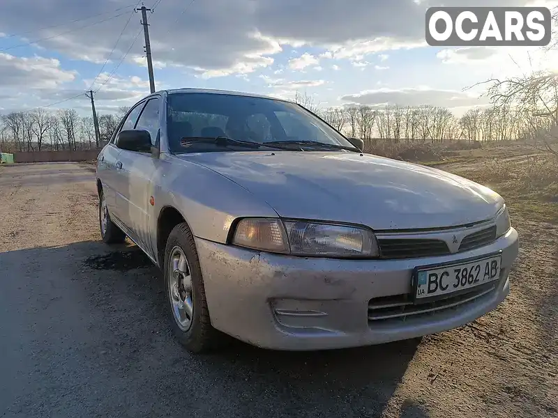 Седан Mitsubishi Lancer 1996 1.3 л. Ручная / Механика обл. Хмельницкая, Ярмолинцы - Фото 1/21