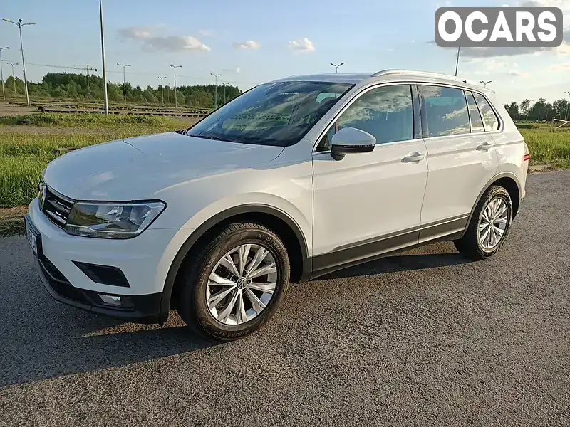 Внедорожник / Кроссовер Volkswagen Tiguan 2019 2 л. Робот обл. Львовская, Львов - Фото 1/11