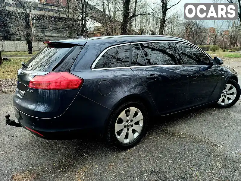 Универсал Opel Insignia 2011 2 л. Ручная / Механика обл. Харьковская, Харьков - Фото 1/21